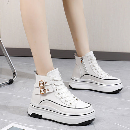 Well Tailored Boots with a Graceful Silhouette