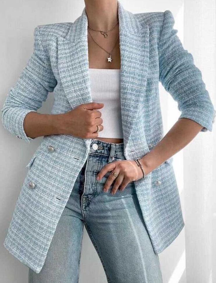 Sophisticated Garment with a Clean Classic Look