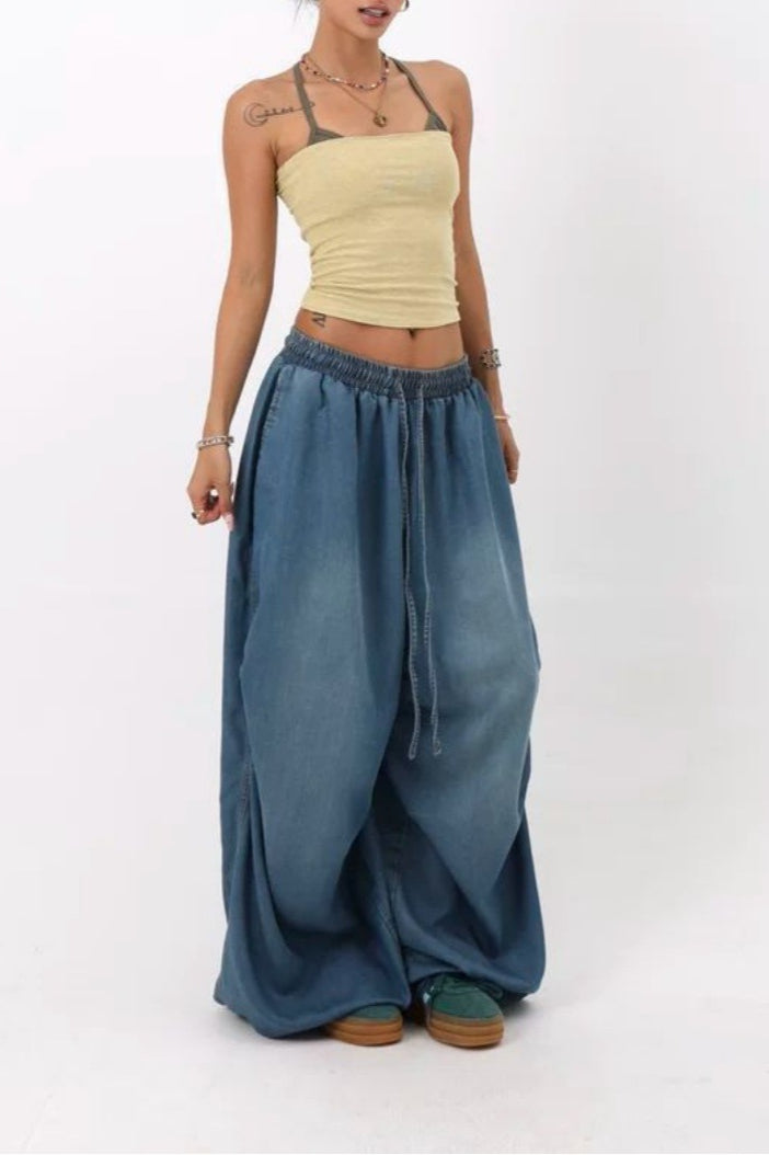 Effortlessly Elegant Garment with a Timeless Design