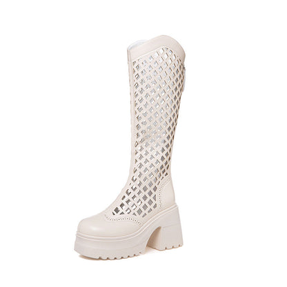 Beautifully Finished Boots in a Timeless Design