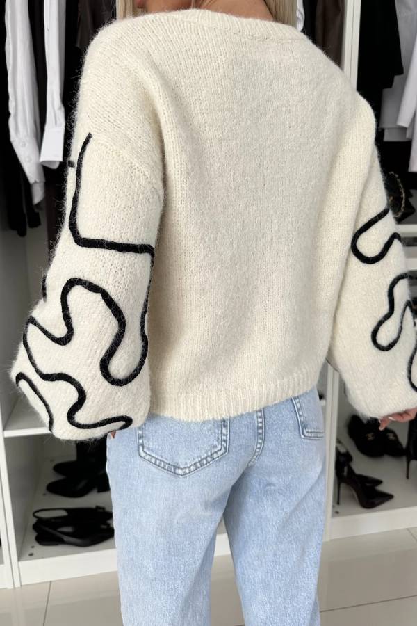 Classic Vintage & Enduringly Stylish Sweater