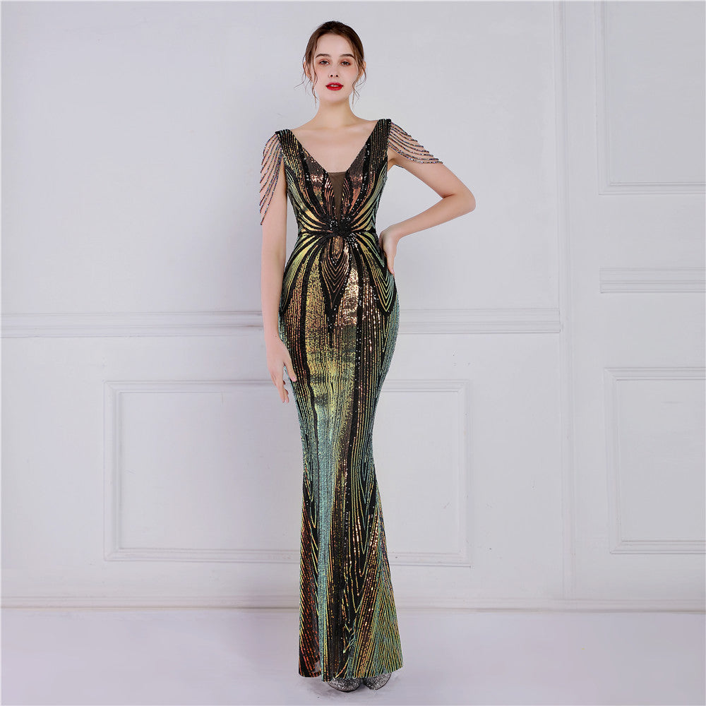 Gracefully Styled Dress for Any Occasion