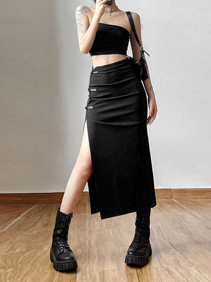 Gracefully Styled Garment for Any Occasion