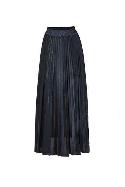 Sophisticated Garment with a Clean Classic Look