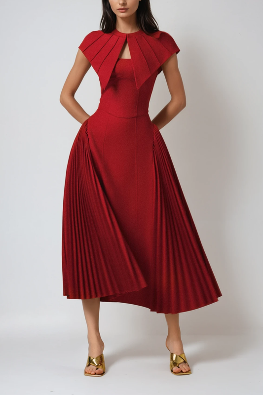 Beautifully Crafted Dress in a Classic Style