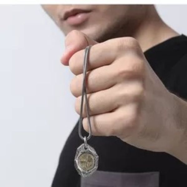 Polished Garment with an Effortless Classic Look