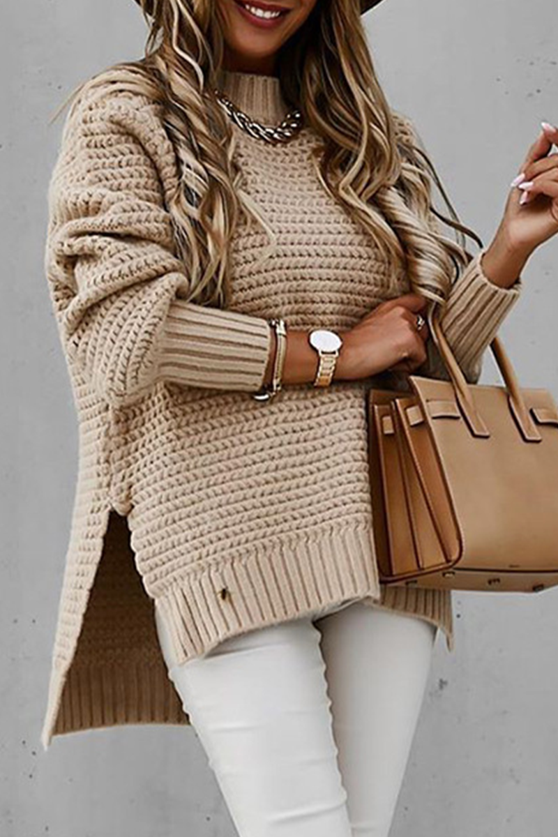Beautifully Finished Sweater in a Timeless Design