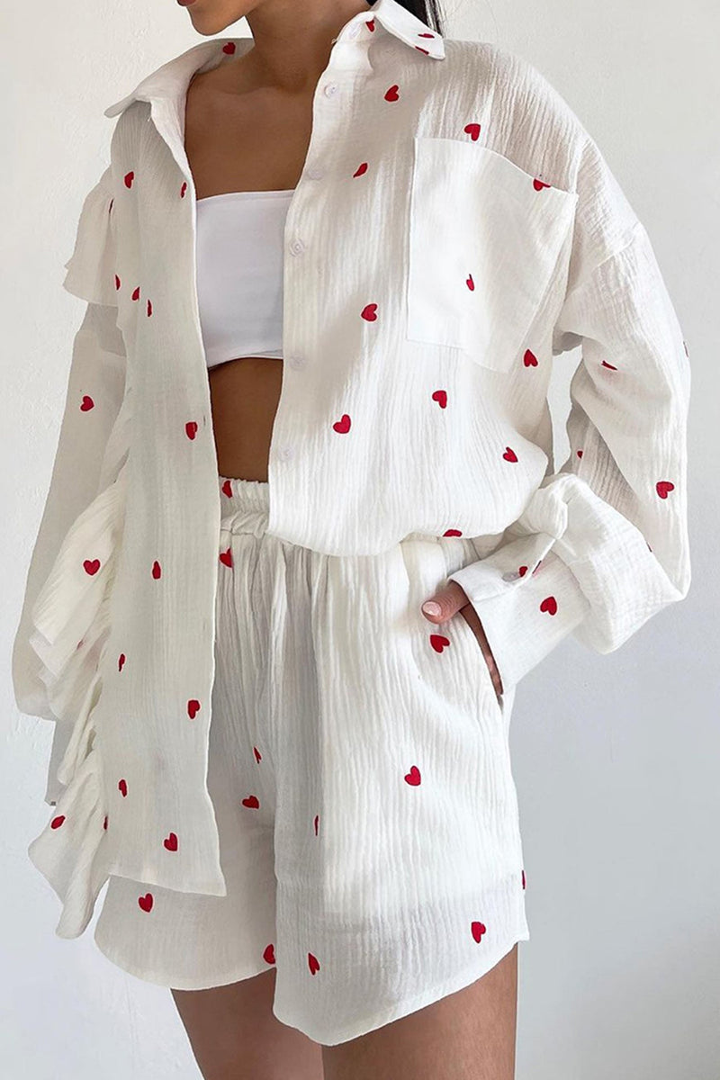 Effortlessly Elegant Shirt with a Timeless Design