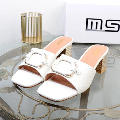 Classic Vintage Sandals with a Flattering Fit