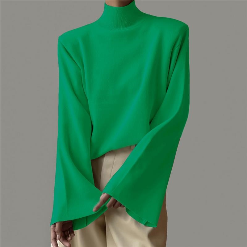 Effortlessly Elegant Sweater with a Timeless Design