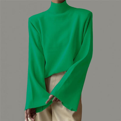 Effortlessly Elegant Sweater with a Timeless Design