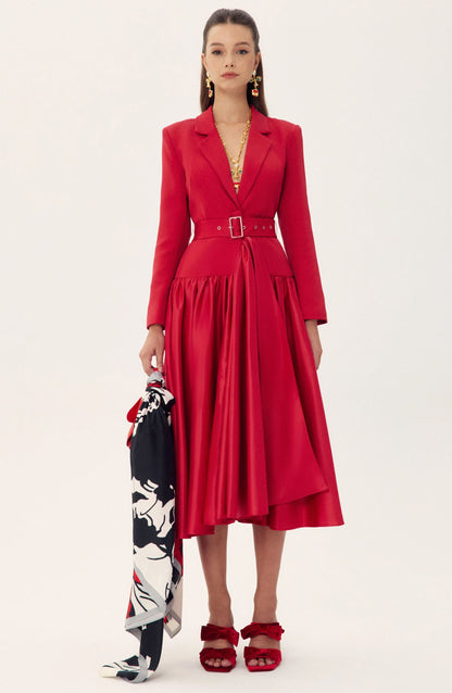 Polished Dress with an Effortless Classic Look
