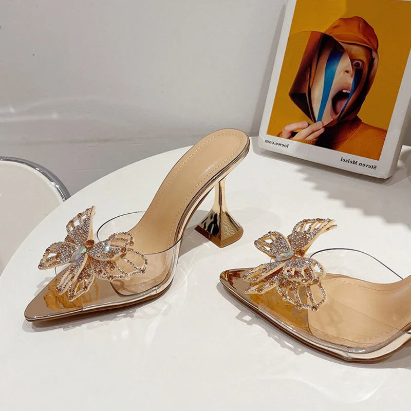 Polished Heels with an Effortless Classic Look