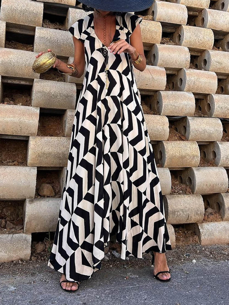 Classic Vintage & Enduringly Stylish Dress