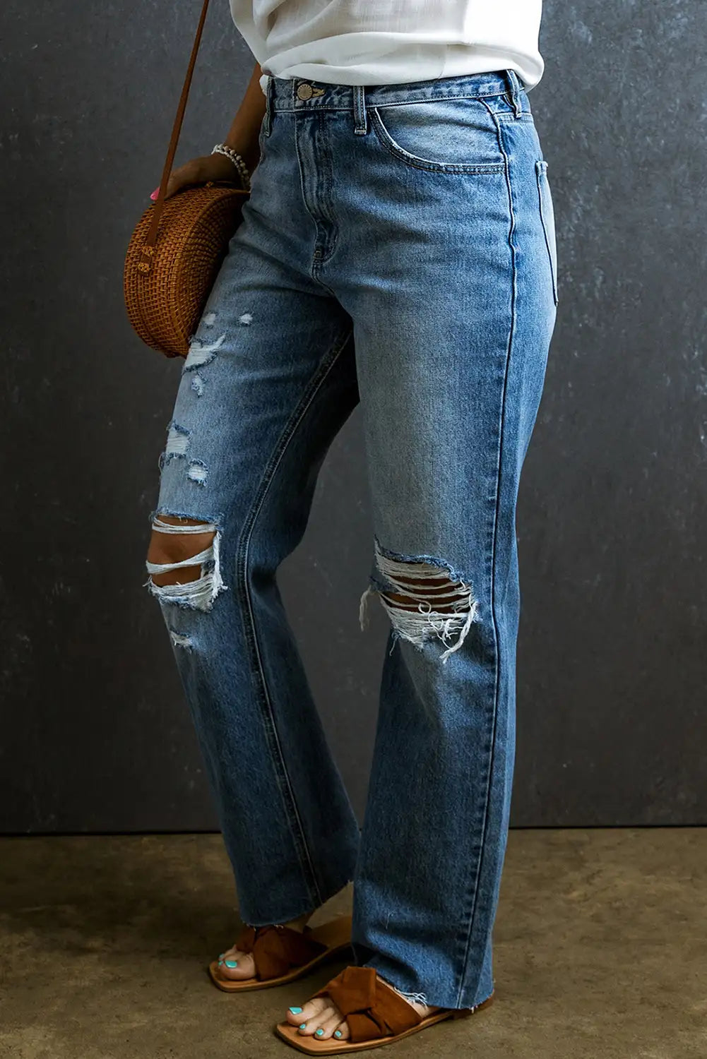 Sophisticated Garment with a Clean Classic Look