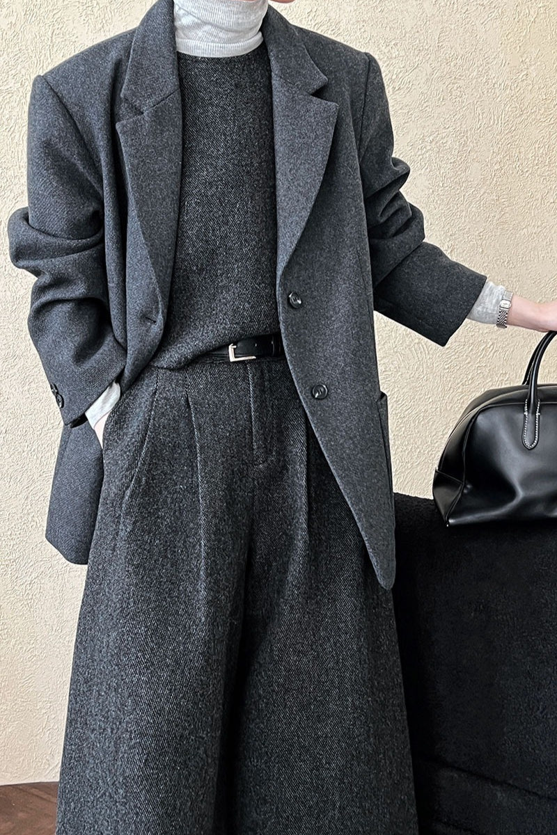 Gracefully Styled Garment for Any Occasion