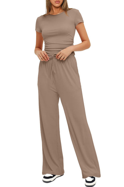 Elegantly Styled Pants for Everyday Wear