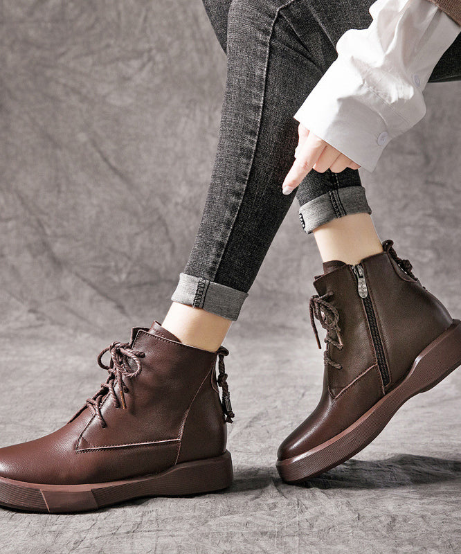 Beautifully Finished Boots in a Timeless Design
