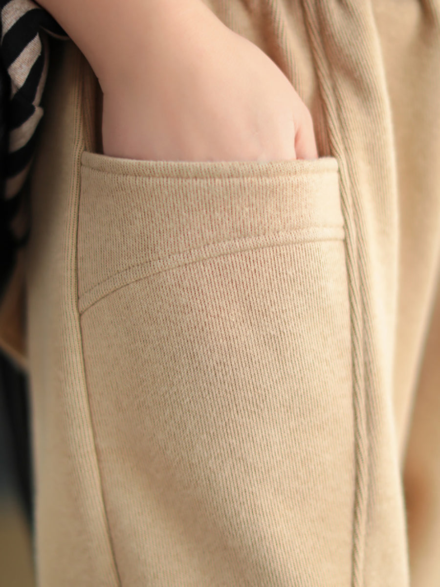 Classic Vintage Pants with a Flattering Fit