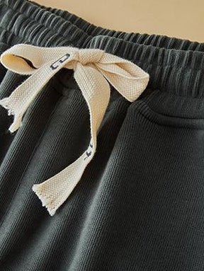 Beautifully Crafted Pants in a Classic Style