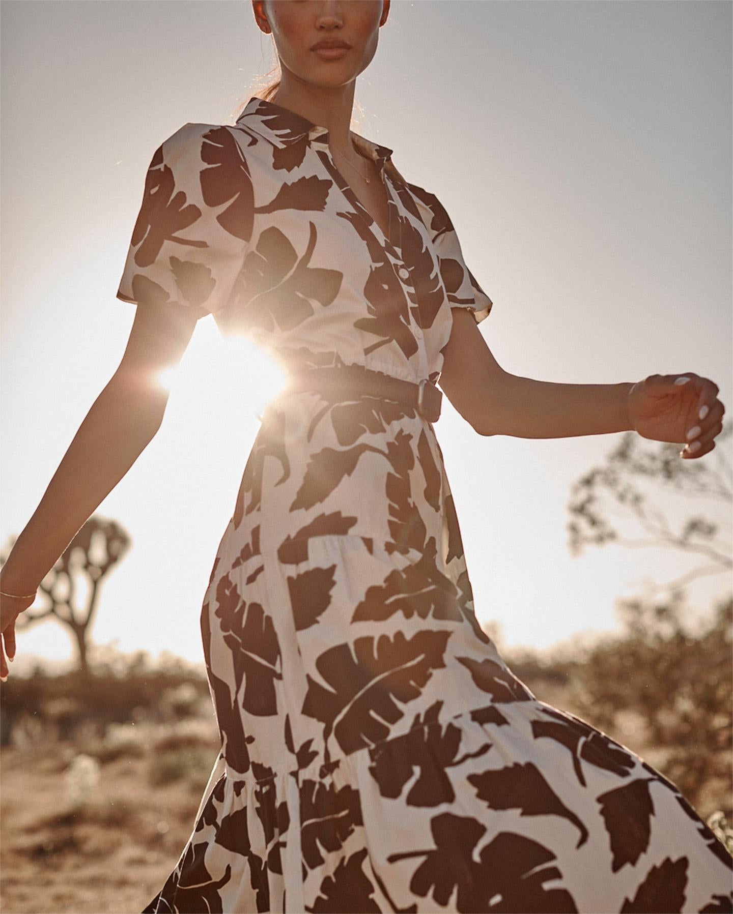 Effortlessly Elegant Dress with a Timeless Design