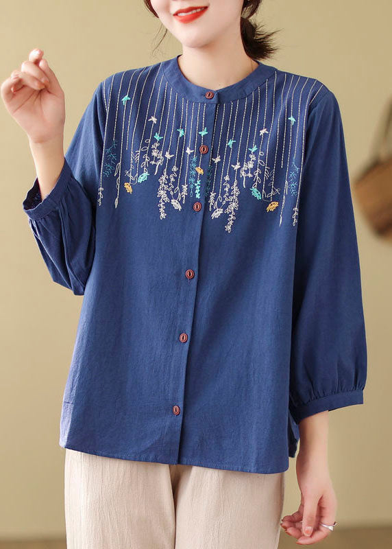 Beautifully Crafted Blouse in a Classic Style