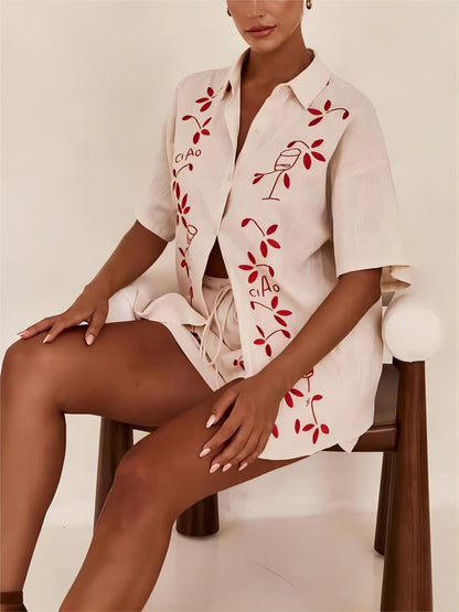 Effortlessly Elegant Garment with a Timeless Design