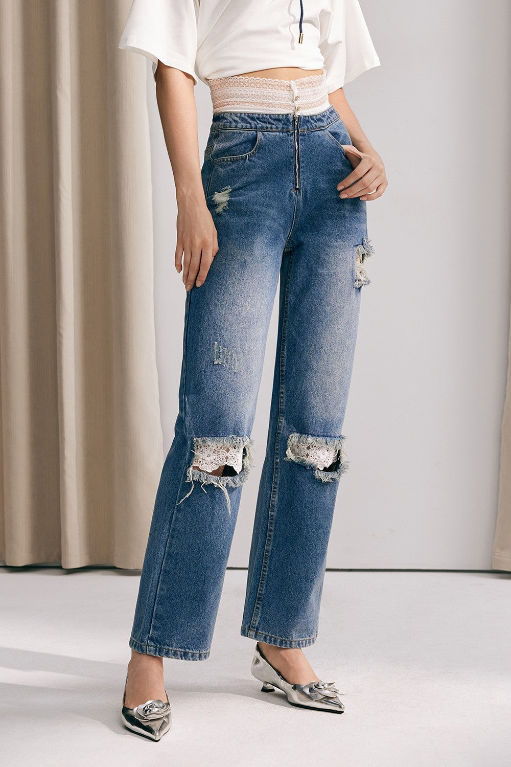 Well Tailored Garment with a Graceful Silhouette