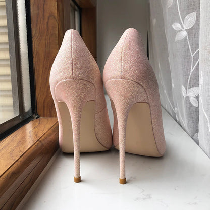 Well Tailored Shoes with a Graceful Silhouette