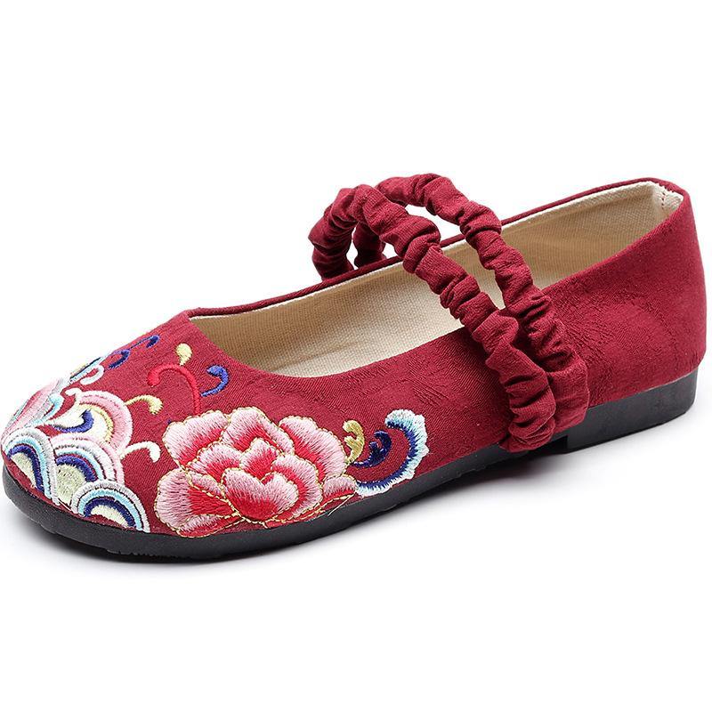 Sophisticated Shoes with a Clean Classic Look