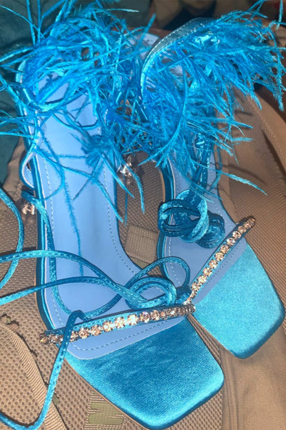 Classic Vintage Sandals with a Flattering Fit