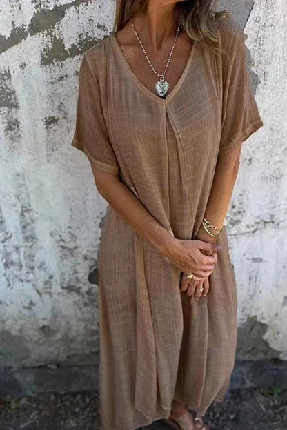 Sophisticated Dress with a Clean Classic Look