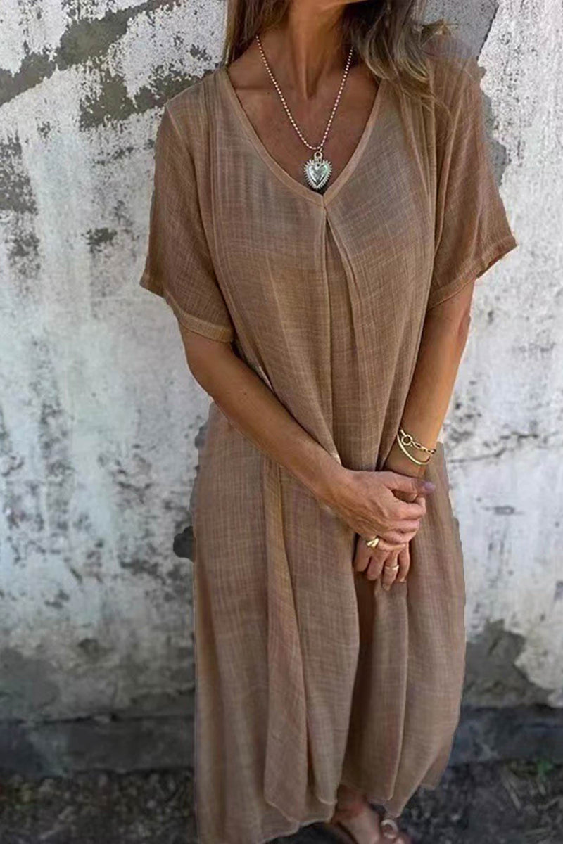 Sophisticated Dress with a Clean Classic Look