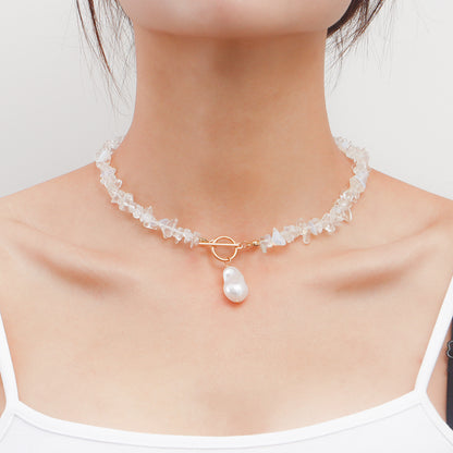 Effortlessly Elegant Garment with a Timeless Design