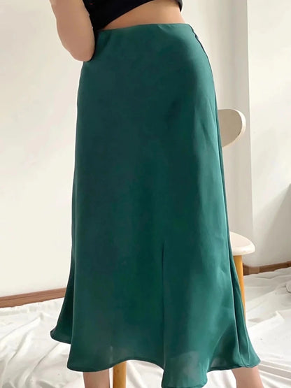 Well Tailored Garment with a Graceful Silhouette