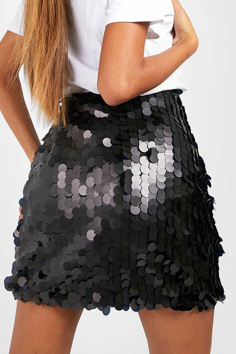 Effortlessly Elegant Garment with a Timeless Design