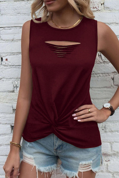 Well Tailored Top with a Graceful Silhouette