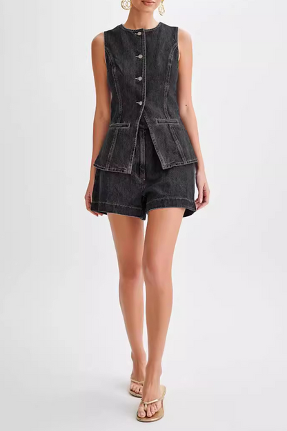 Beautifully Finished Garment in a Timeless Design