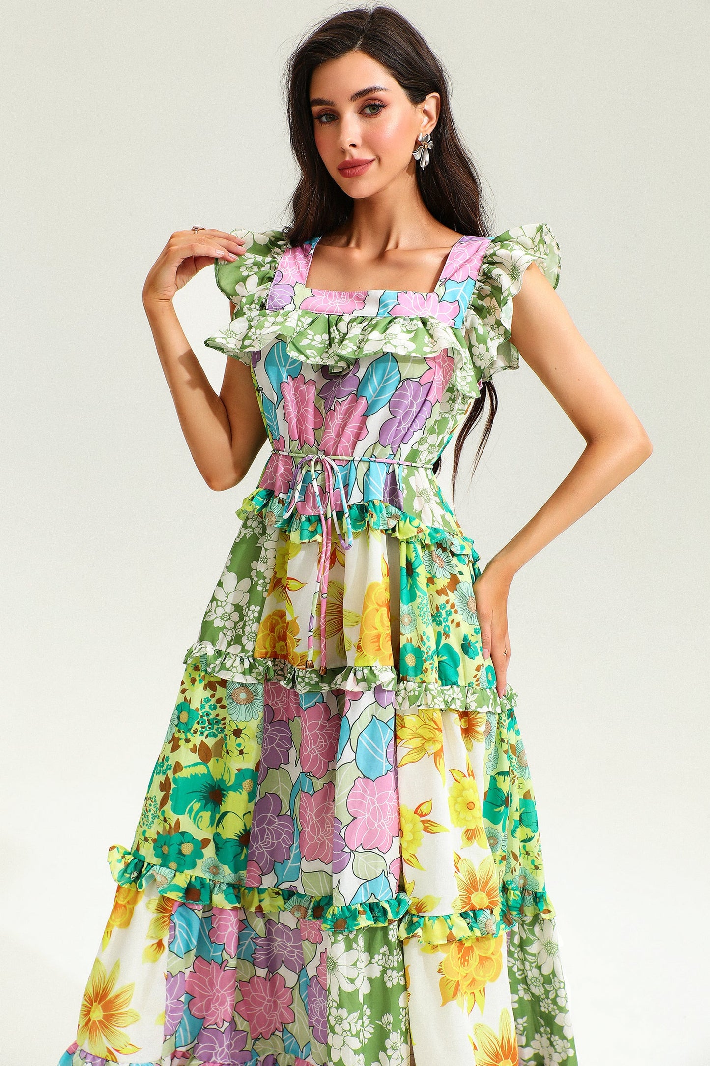 Classic Vintage Dress with a Flattering Fit
