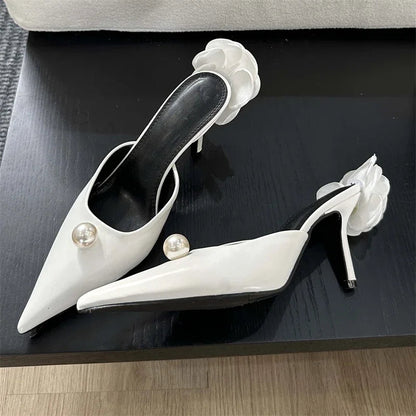 Well Tailored Heels with a Graceful Silhouette