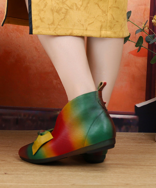 Well Tailored Boots with a Graceful Silhouette