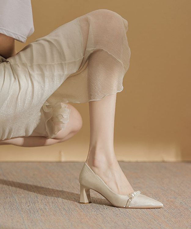 A Vintage Style Heels with Delicate Timeless Details