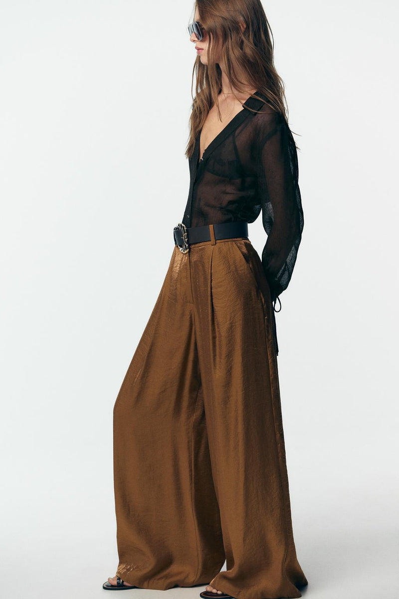 Polished Pants with an Effortless Classic Look