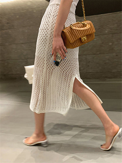 Gracefully Styled Garment for Any Occasion