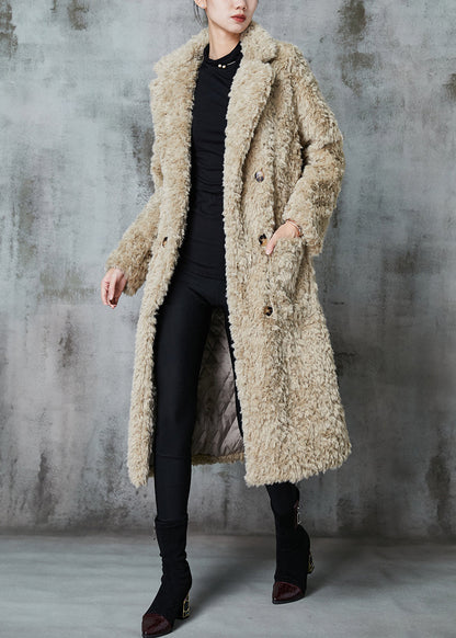 Elegantly Styled Coat for Everyday Wear