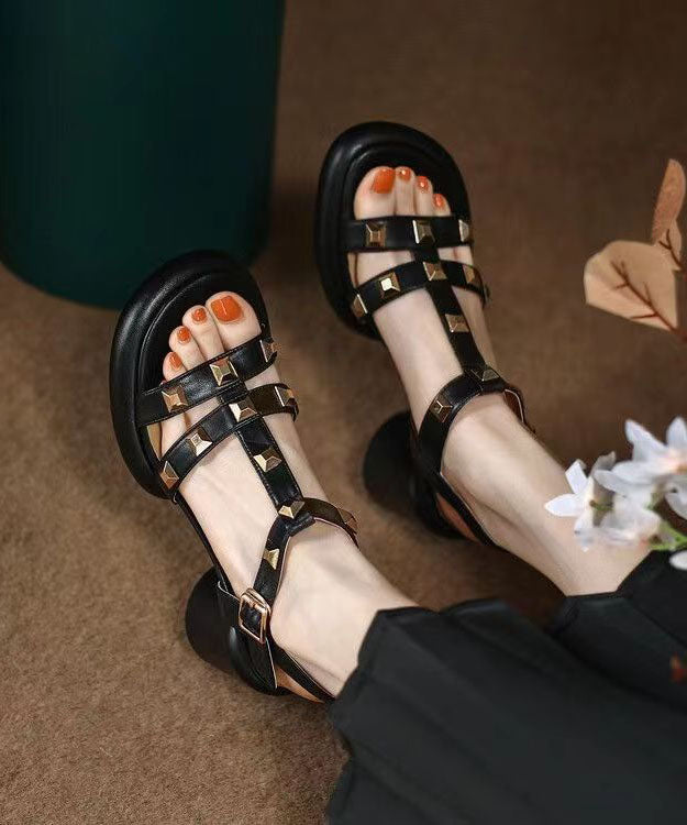 Polished Sandals with an Effortless Classic Look
