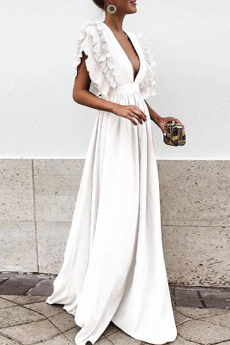 Beautifully Finished Dress in a Timeless Design
