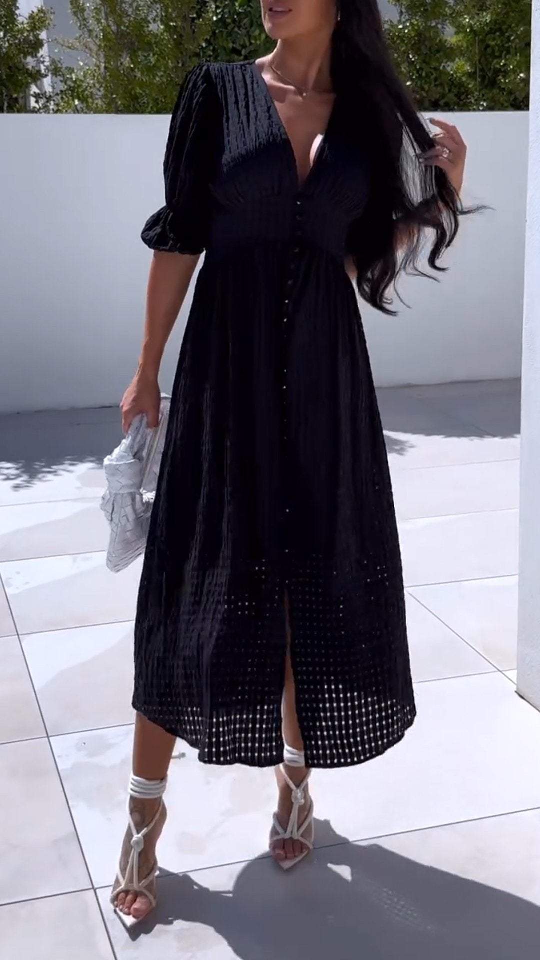 Classic Vintage Dress with a Flattering Fit
