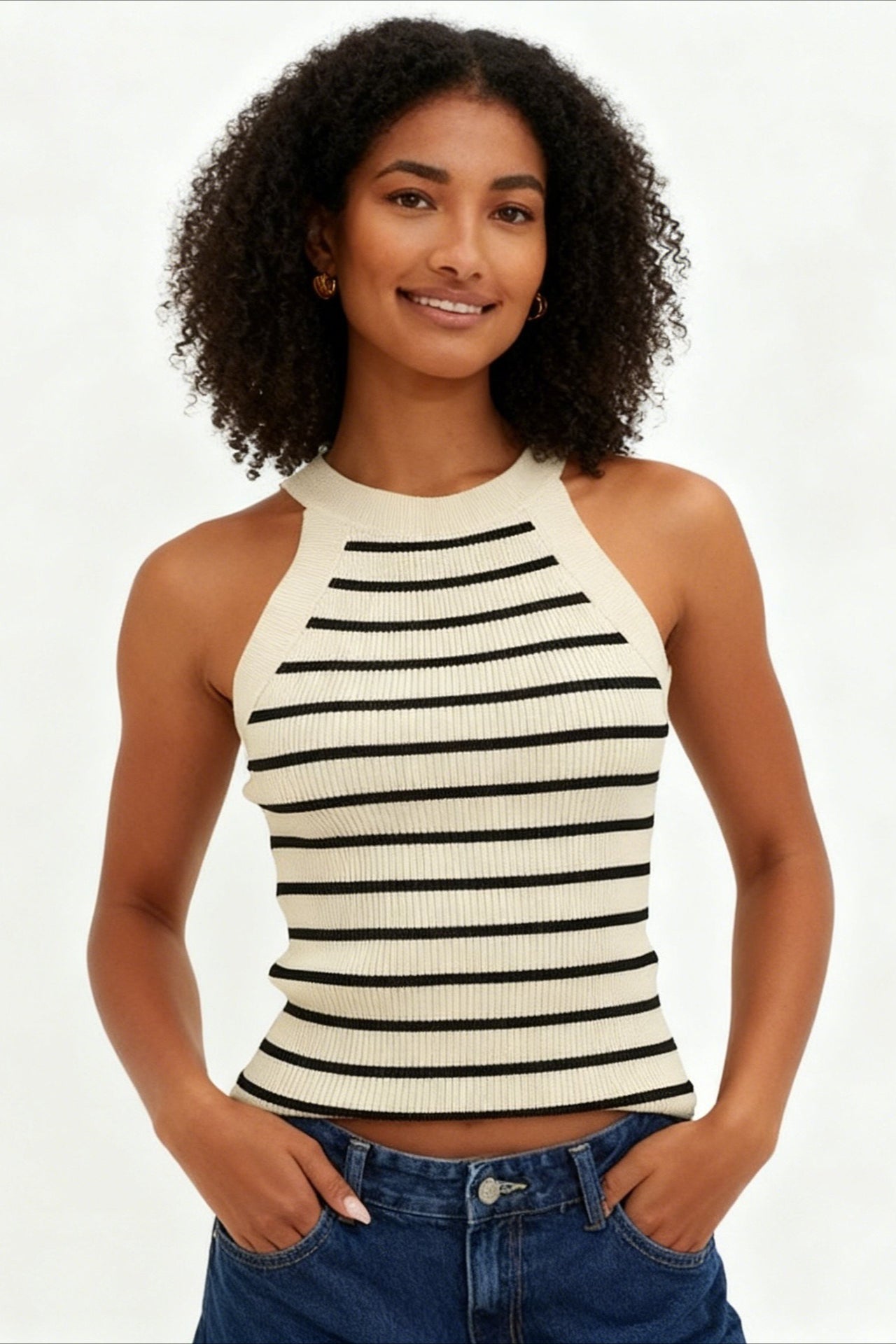 Well Tailored Top with a Graceful Silhouette