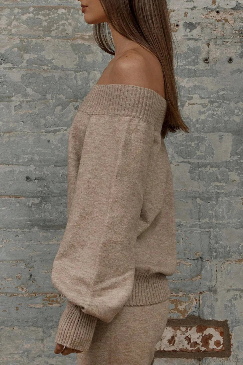 Beautifully Crafted Sweater in a Classic Style